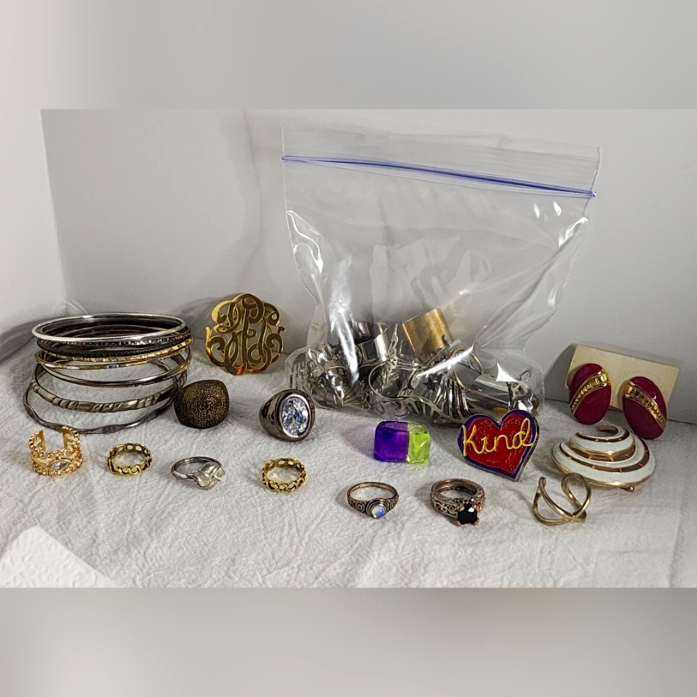 Assortment of Jewelry